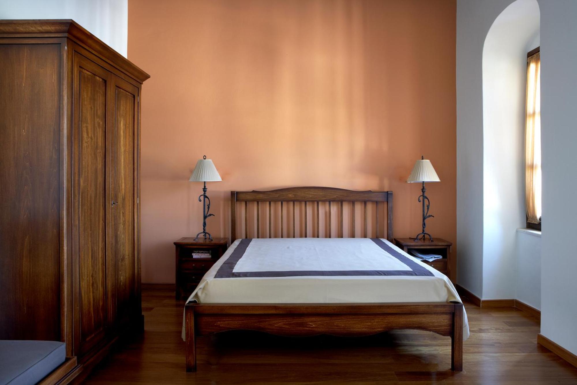Ilakia Aparthotel Tholon Екстериор снимка